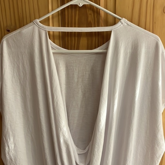 Onzie Drop Back Top - Picture 11 of 15